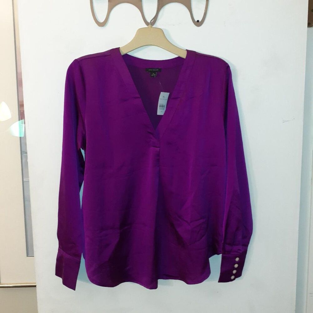 new Ann Taylor shirt xs purple blouse new silky feel career office blouse luxury